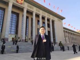 全国政协委员:建议调整双休日试点隔周三休